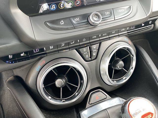Used 2021 Chevrolet Camaro SS RWD image 27