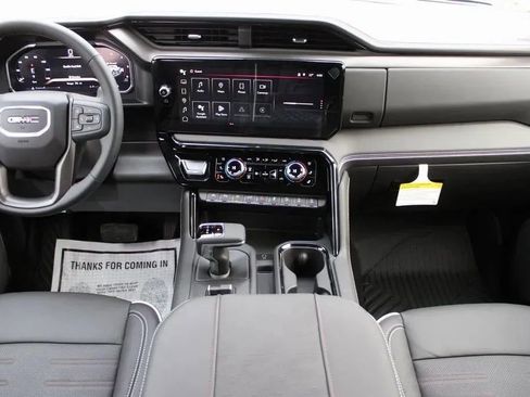 New 2026 GMC Sierra 1500 AT4X w/ AT4X AEV Edition image 28