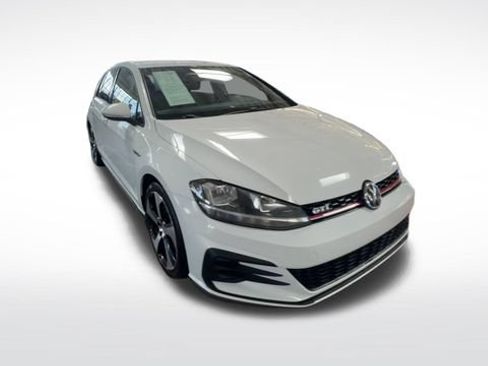 Used 2018 Volkswagen GTI S FWD image 2