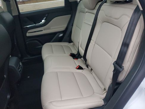 New 2026 Lincoln Corsair Premiere image 28