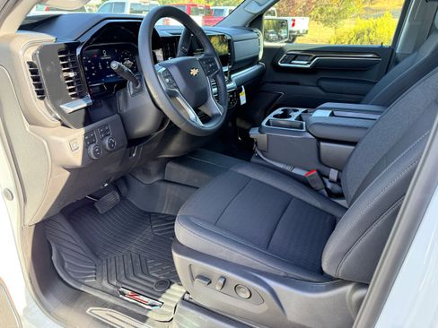 New 2026 Chevrolet Silverado 1500 LT w/ All Star Edition Plus image 11