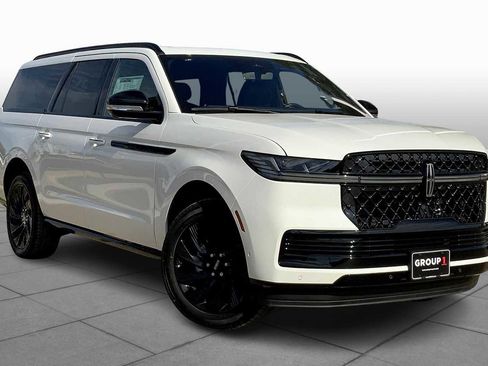 New 2025 Lincoln Navigator L Reserve w/ Jet Appearance Package image 2