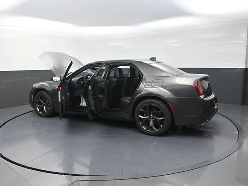 Used 2023 Chrysler 300 S RWD image 43