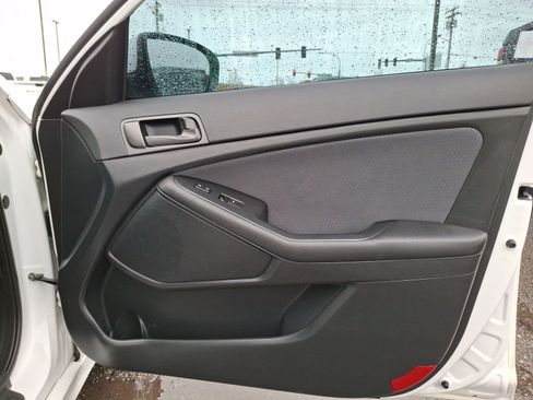 Used 2015 Kia Optima LX image 21