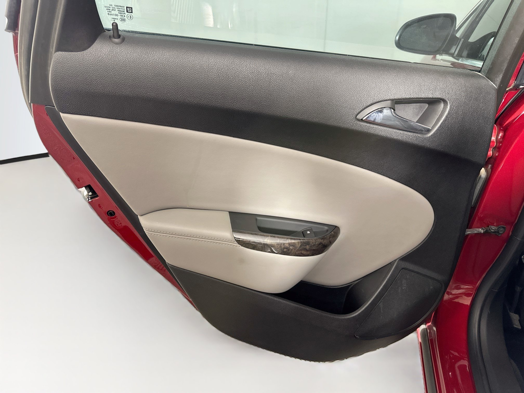 Used 2016 Buick Verano w/ Comfort Package FWD image 24
