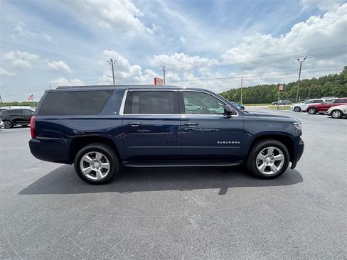 Used 2017 Chevrolet Suburban LT AWD/4WD image 8