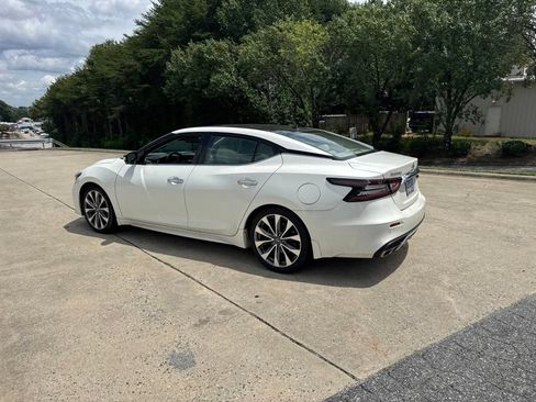 Used 2021 Nissan Maxima Platinum w/ Sport Mat Group FWD image 10
