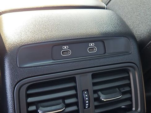 Certified 2025 Audi Q5 Premium w/ Convenience Package AWD/4WD image 23