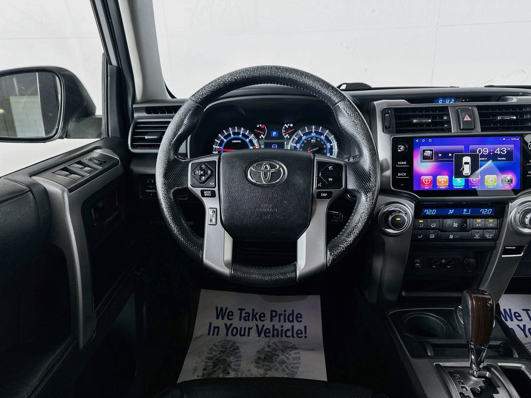 Used 2014 Toyota 4Runner Limited AWD/4WD image 21