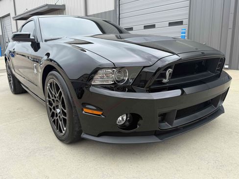 Used 2014 Ford Mustang Shelby GT500 w/ Equipment Group 821A RWD image 58