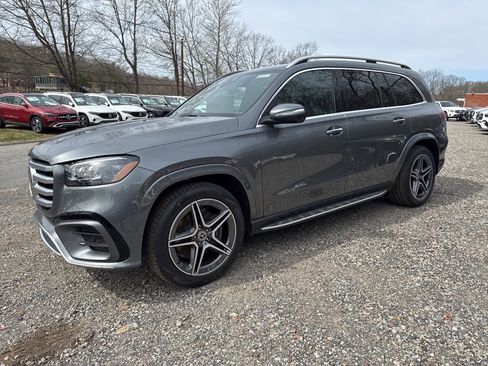 New 2025 Mercedes-Benz GLS 450 4MATIC image 3