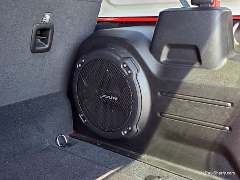 Used 2023 Jeep Wrangler Unlimited Rubicon 4xe w/ Steel Bumper Group image 16