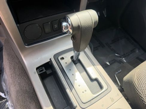 Used 2007 Nissan Pathfinder S image 27