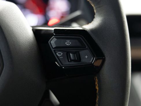 Used 2022 Lamborghini Huracan STO RWD image 24