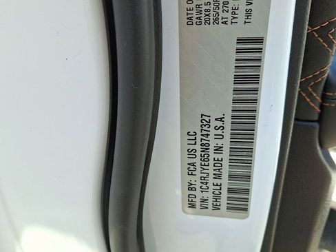 Used 2022 Jeep Grand Cherokee Summit w/ Advanced Protech Group IV AWD/4WD image 30