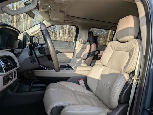 Used 2022 Lincoln Navigator L Reserve image 28