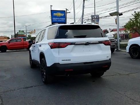 Certified 2023 Chevrolet Traverse RS image 7