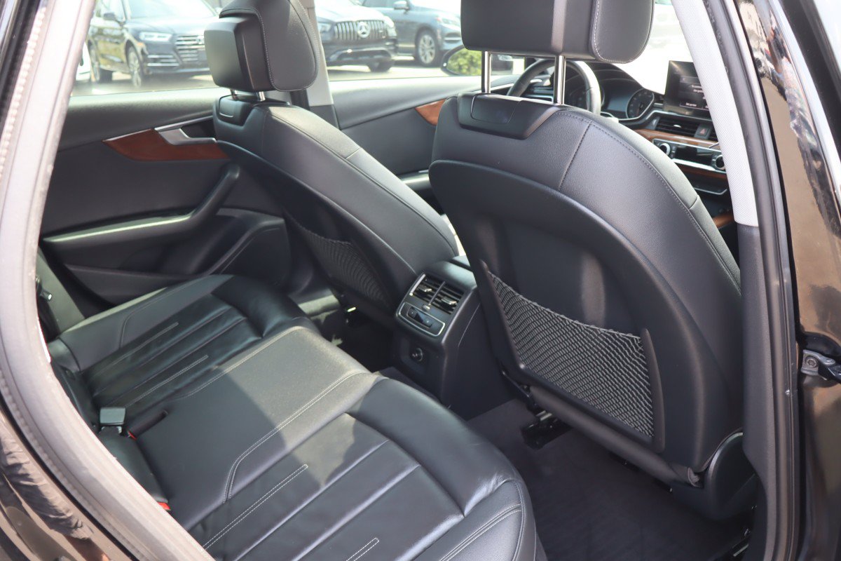 Used 2023 Audi A4 2.0T Premium w/ Convenience Package AWD/4WD image 22