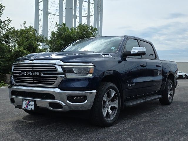 Used 2024 RAM 1500 Laramie AWD/4WD image 1
