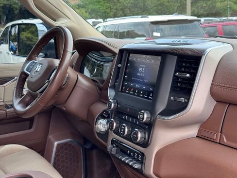 Used 2020 RAM 2500 Laramie AWD/4WD image 7