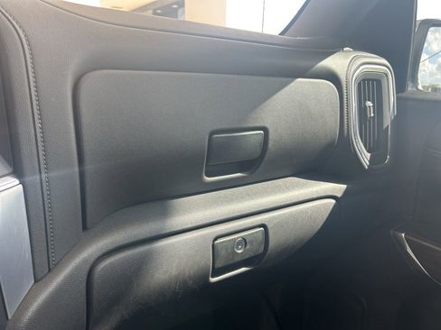 Used 2021 GMC Sierra 1500 SLT image 13