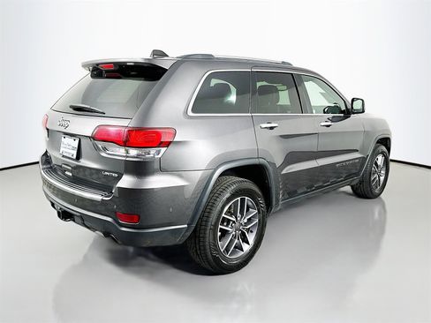Used 2021 Jeep Grand Cherokee Limited w/ Trailer Tow Group IV image 7