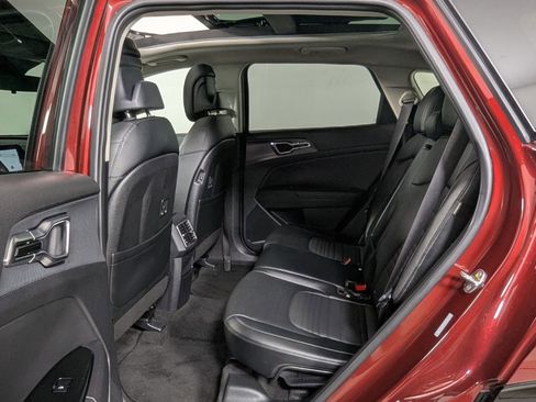 Used 2024 Kia Sportage SX FWD image 23