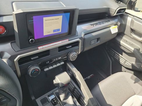 New 2026 Toyota Tacoma TRD Off-Road AWD/4WD image 14