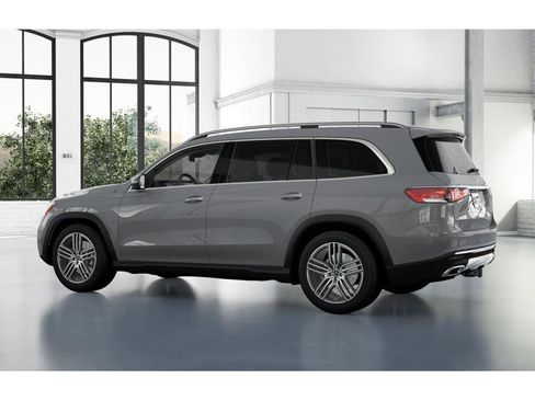 New 2026 Mercedes-Benz GLS 450 GLS 450 image 31