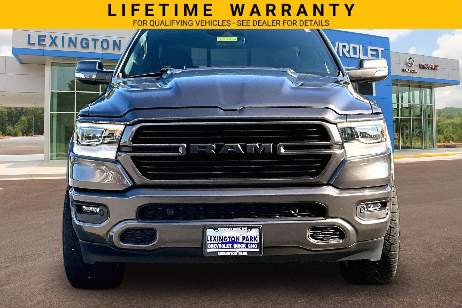 Used 2021 RAM 1500 Laramie w/ Sport Appearance Package AWD/4WD image 3