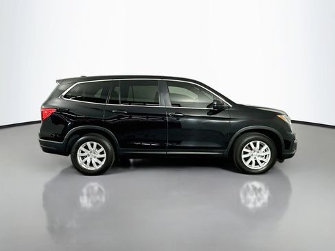 Used 2019 Honda Pilot LX image 9