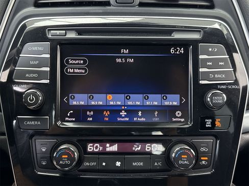 Used 2021 Nissan Maxima SR w/ Sport Mat Group image 25