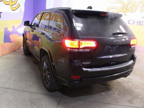 Used 2021 Jeep Grand Cherokee Limited image 6