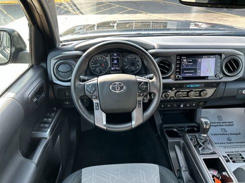 Used 2023 Toyota Tacoma TRD Off-Road w/ Advanced Technology Package image 21