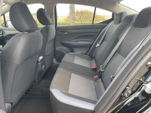 Used 2024 Nissan Versa SV FWD image 23