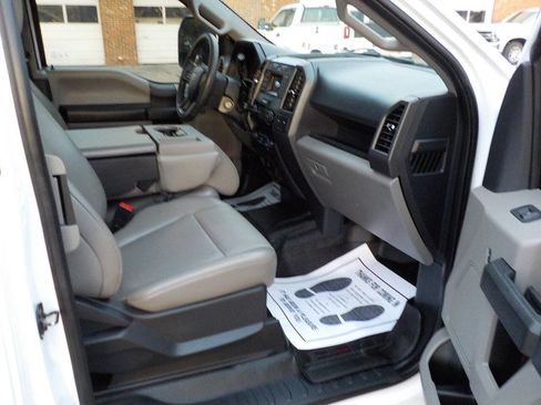 Used 2022 Ford F350 XL w/ Power Equipment Group image 25