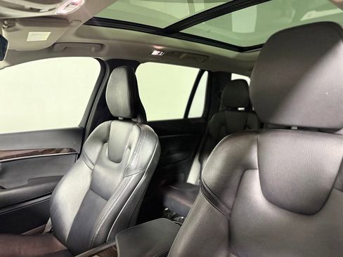 Used 2019 Volvo XC90 T6 Momentum w/ Protection Package Premier AWD/4WD image 20