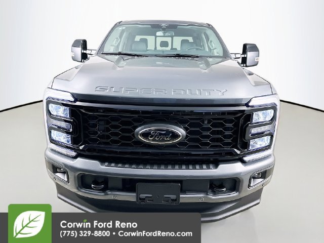 New 2026 Ford F350 Lariat w/ Black Appearance Package AWD/4WD image 2