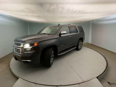 Used 2018 Chevrolet Tahoe Premier AWD/4WD image 8