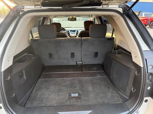 Used 2011 Chevrolet Equinox LT w/ Driver Convenience Package image 29