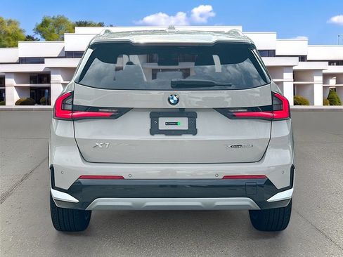 New 2026 BMW X1 xDrive28i w/ Technology Package AWD/4WD image 6