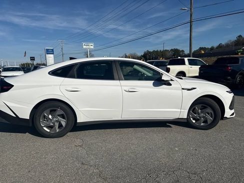 Certified 2026 Hyundai Sonata SE FWD image 6