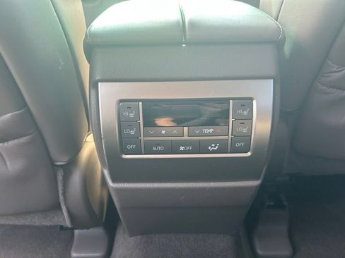 Used 2016 Lexus GX 460 w/ Premium Package AWD/4WD image 15