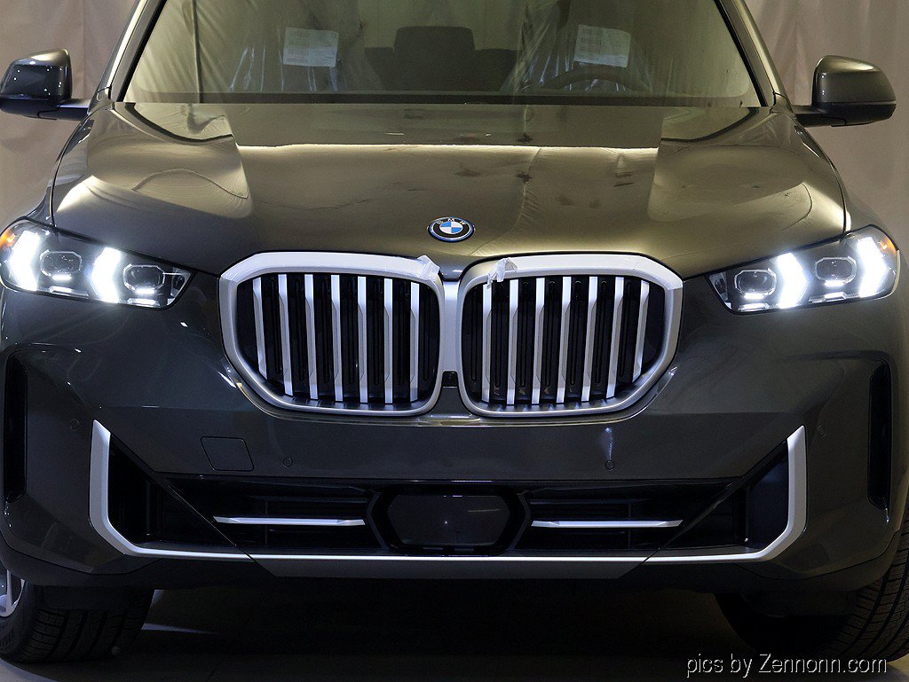 Used 2026 BMW X5 xDrive50e w/ Climate Comfort Package AWD/4WD image 6