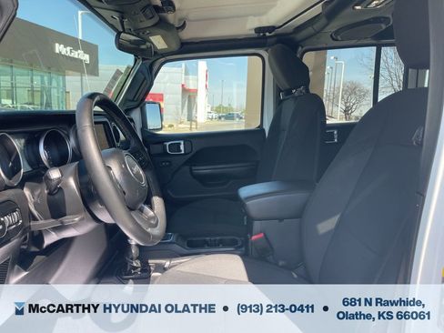 Used 2022 Jeep Wrangler Unlimited Sport AWD/4WD image 4