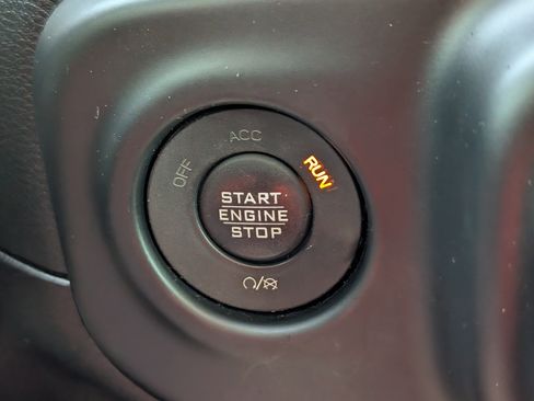 Used 2018 Jeep Wrangler Unlimited Sport AWD/4WD image 61