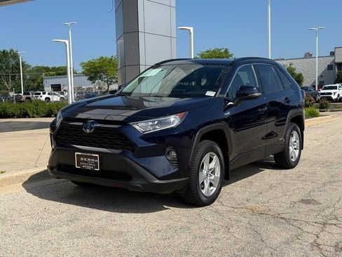 Used 2019 Toyota RAV4 XLE w/ Convenience Package AWD/4WD image 7