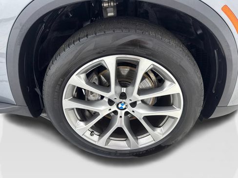 Used 2024 BMW X5 sDrive40i w/ Premium Package RWD image 85