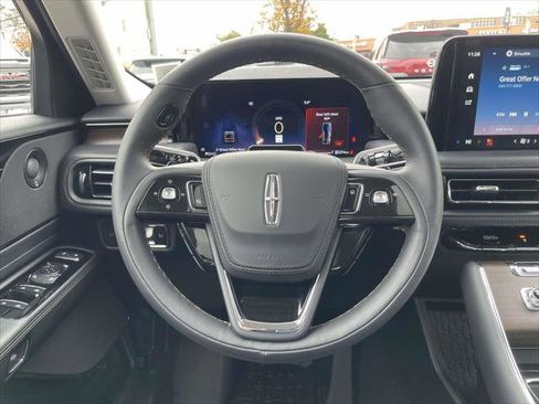 Used 2025 Lincoln Aviator Reserve w/ Illumination Package image 20