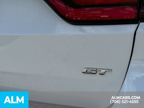 Used 2025 Dodge Durango GT RWD image 9